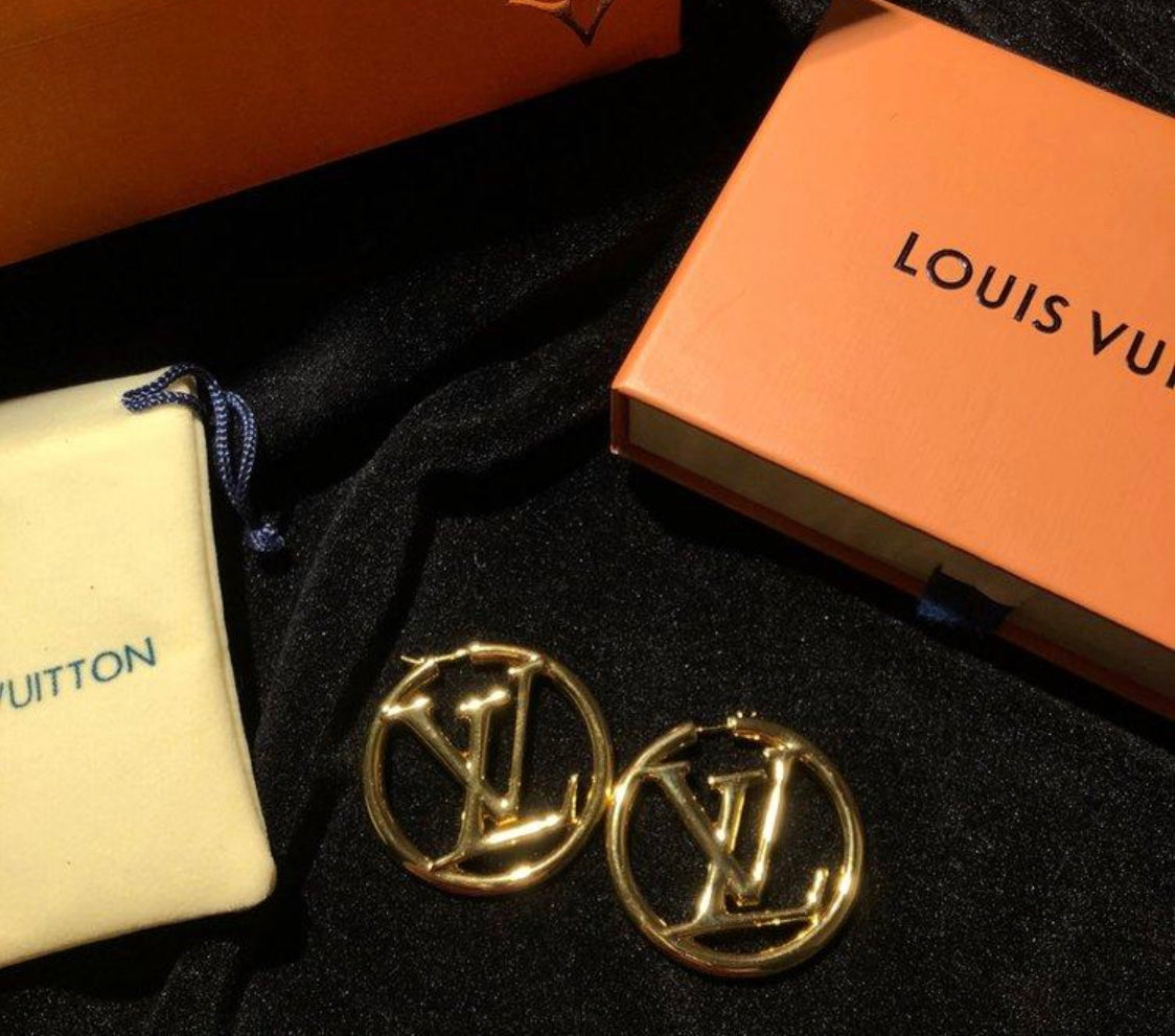 Dhgate Louis Vuitton earrings  Louis vuitton earrings, Wholesale earrings, Louis  vuitton